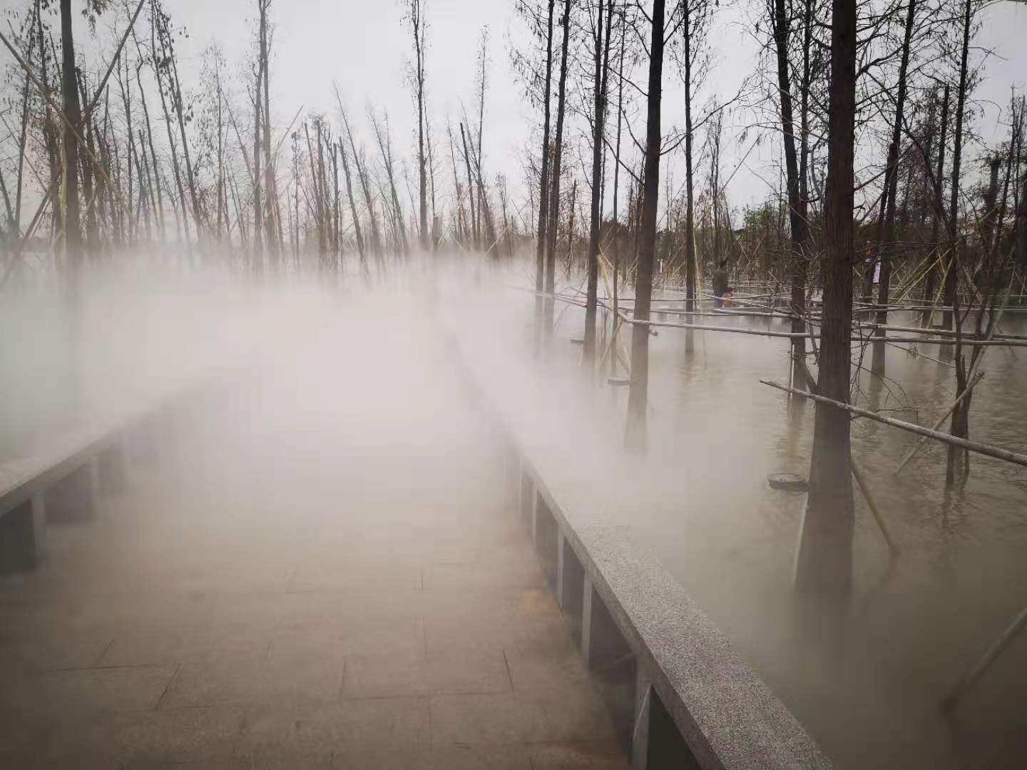 售楼部花园人造雾,景观人造雾,户外喷雾降温设备,景观造雾