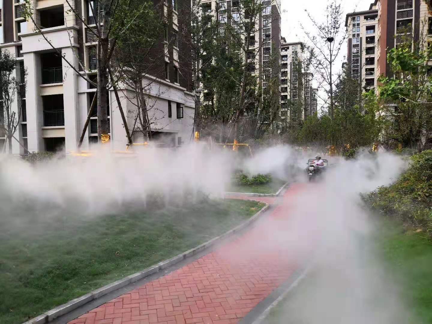 售楼部花园人造雾,景观人造雾,户外喷雾降温设备,景观造雾